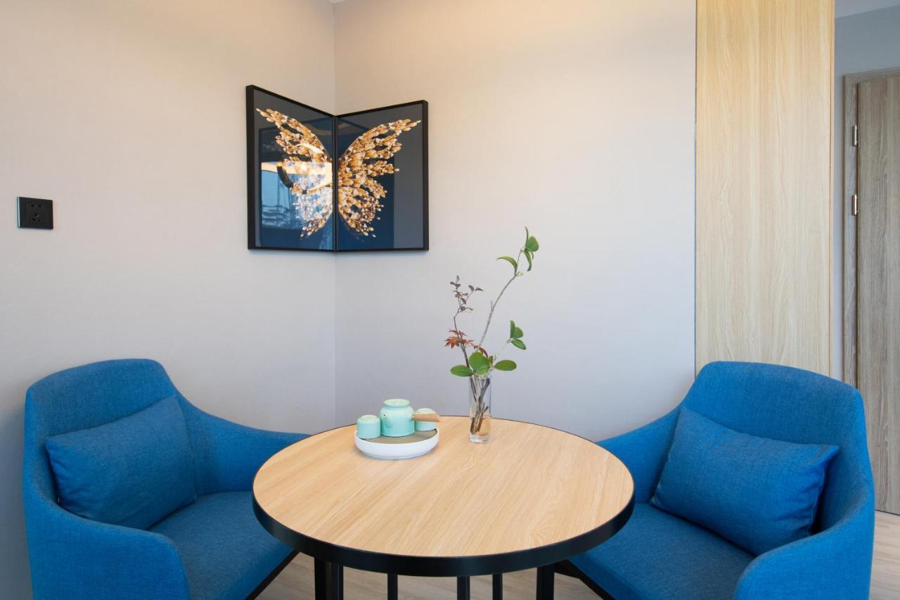 Ausotel By Argyle Baiyun International Airport Renhe Metro Exit B Гуанджоу Екстериор снимка