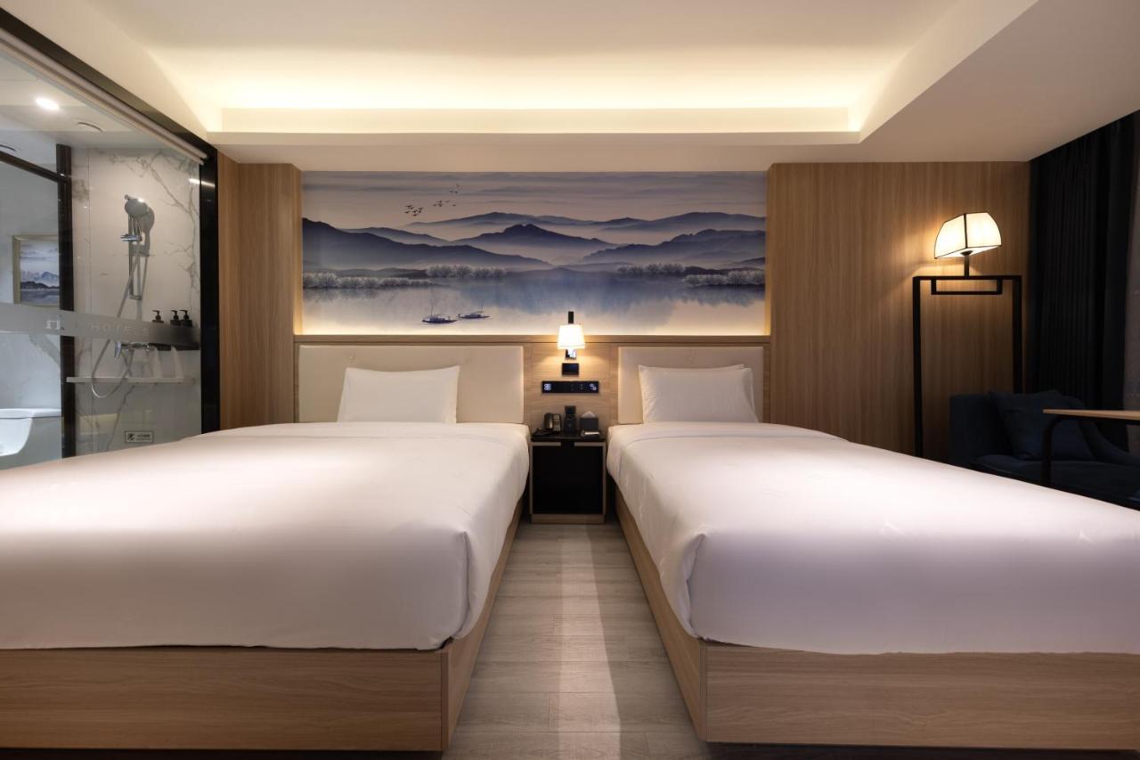Ausotel By Argyle Baiyun International Airport Renhe Metro Exit B Гуанджоу Екстериор снимка