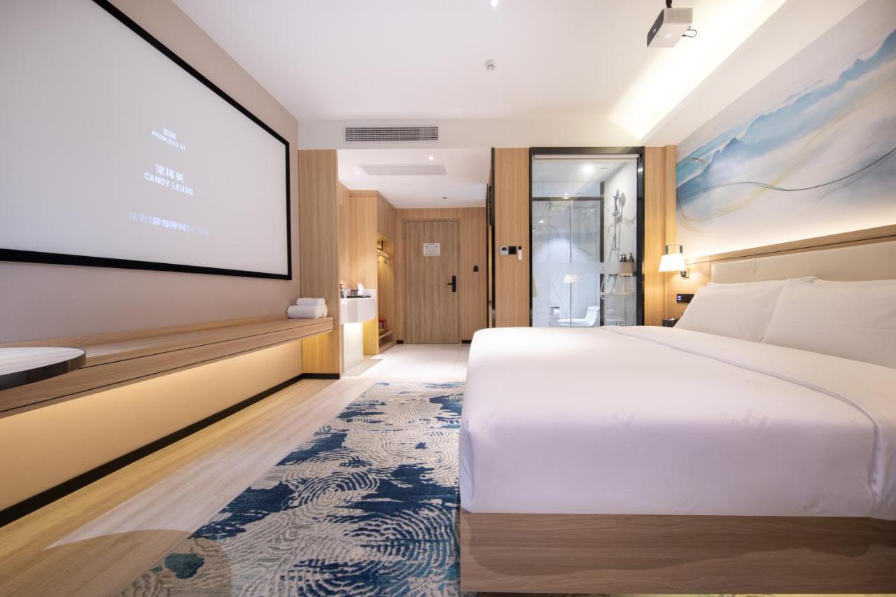 Ausotel By Argyle Baiyun International Airport Renhe Metro Exit B Гуанджоу Екстериор снимка